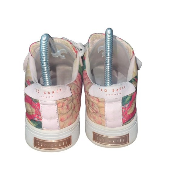Ted Baker satin floral print lace up sneaker shoes. Size 9. EUC. - Picture 5 of 8